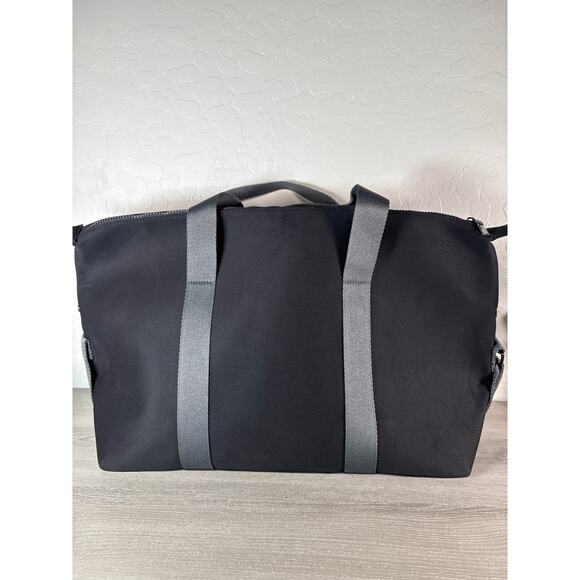 New! Coach Fragrance Duffle Black Weekender Carry-on Gym Shoulder bag **READ** - Picture 4 of 6
